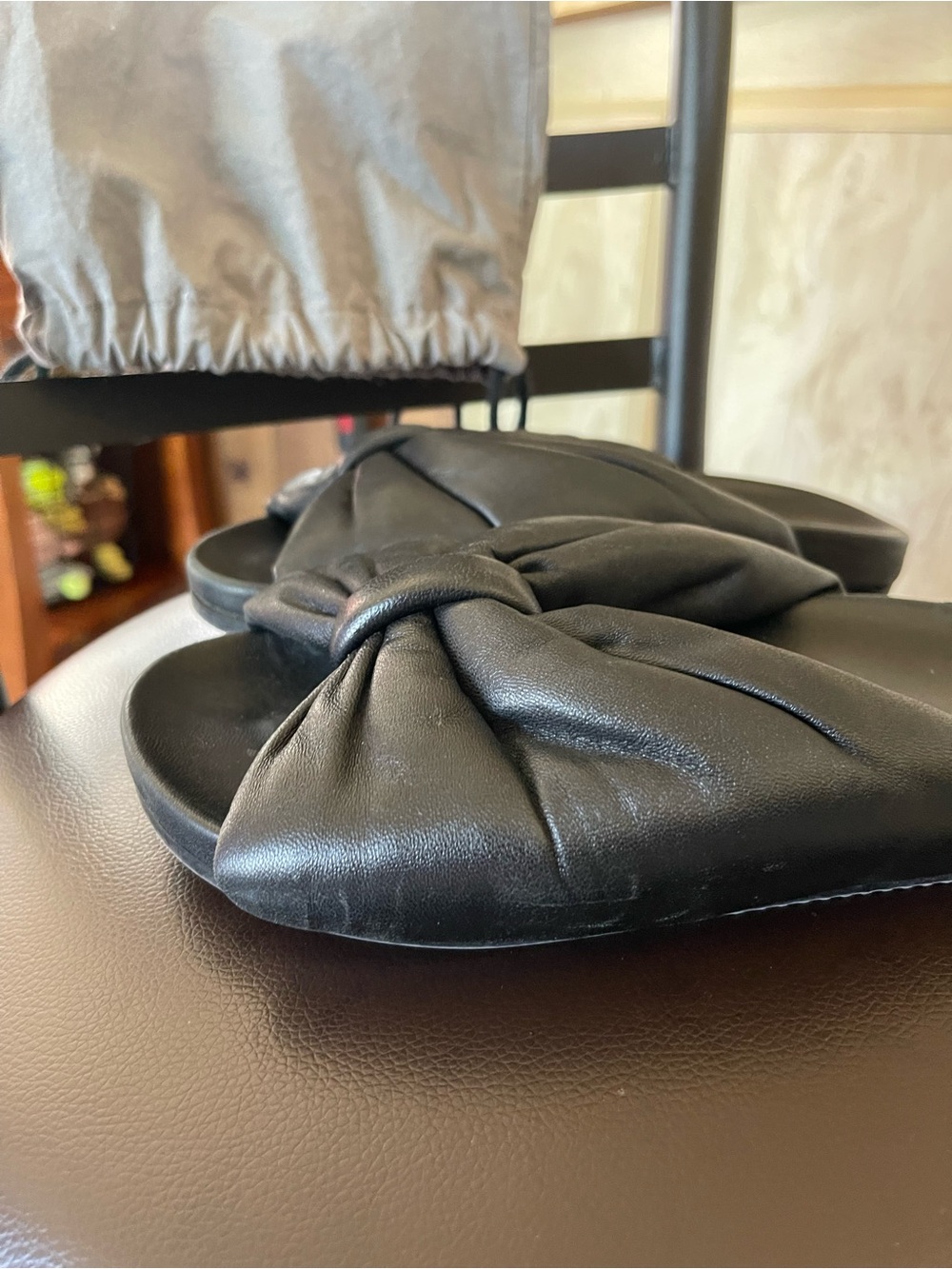 Balenciaga Black Leather Drapy Flat Slide Size 37 excellent condition - Picture 11 of 15